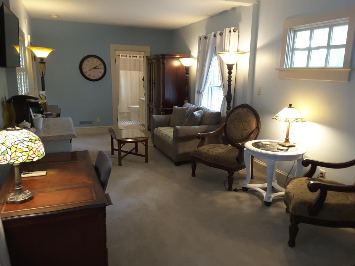 North Lodge On Oakland Bed And Breakfast Эшвилл Экстерьер фото