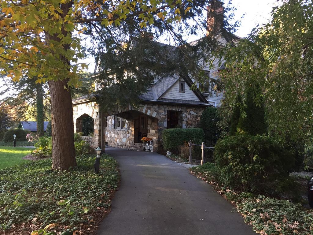 North Lodge On Oakland Bed And Breakfast Эшвилл Экстерьер фото
