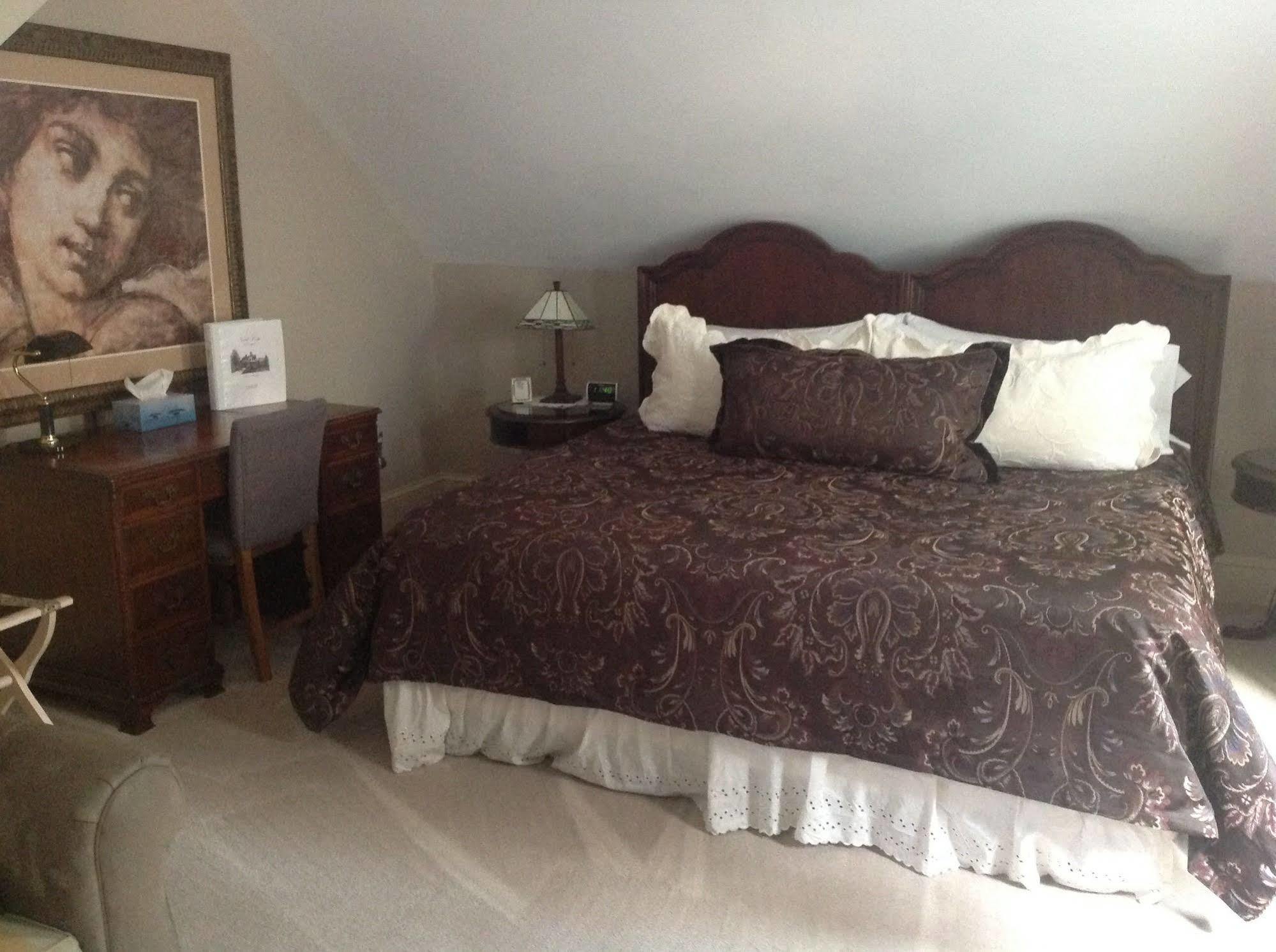 North Lodge On Oakland Bed And Breakfast Эшвилл Экстерьер фото