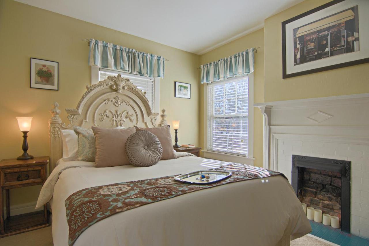 North Lodge On Oakland Bed And Breakfast Эшвилл Экстерьер фото