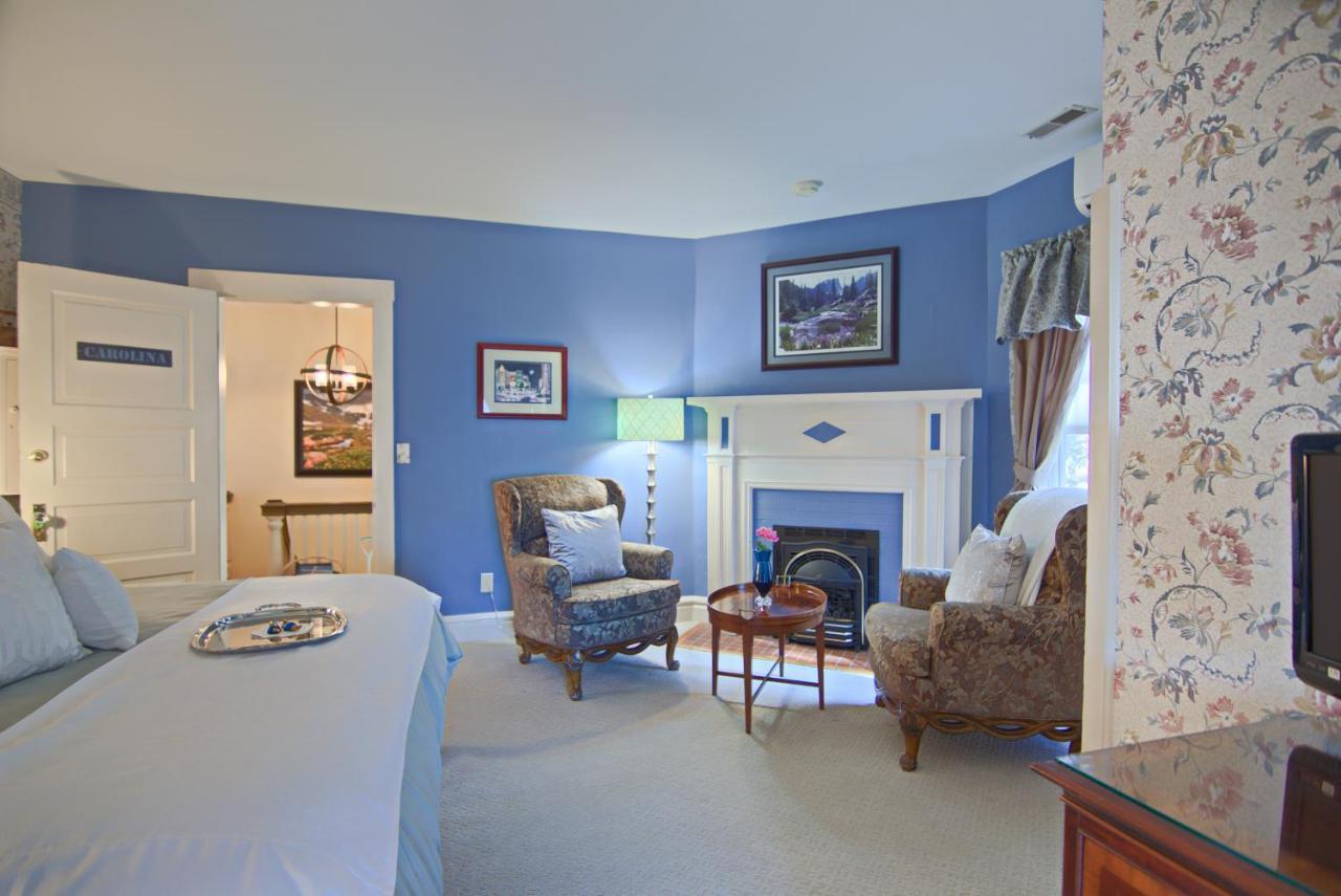 North Lodge On Oakland Bed And Breakfast Эшвилл Экстерьер фото