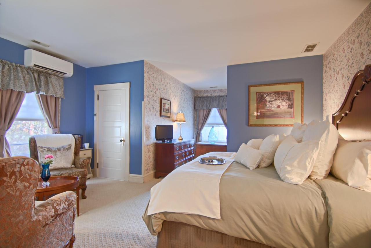 North Lodge On Oakland Bed And Breakfast Эшвилл Экстерьер фото